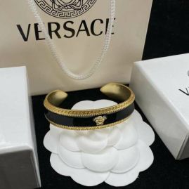 Picture of Versace Bracelet _SKUVersacebracelet06cly7316642